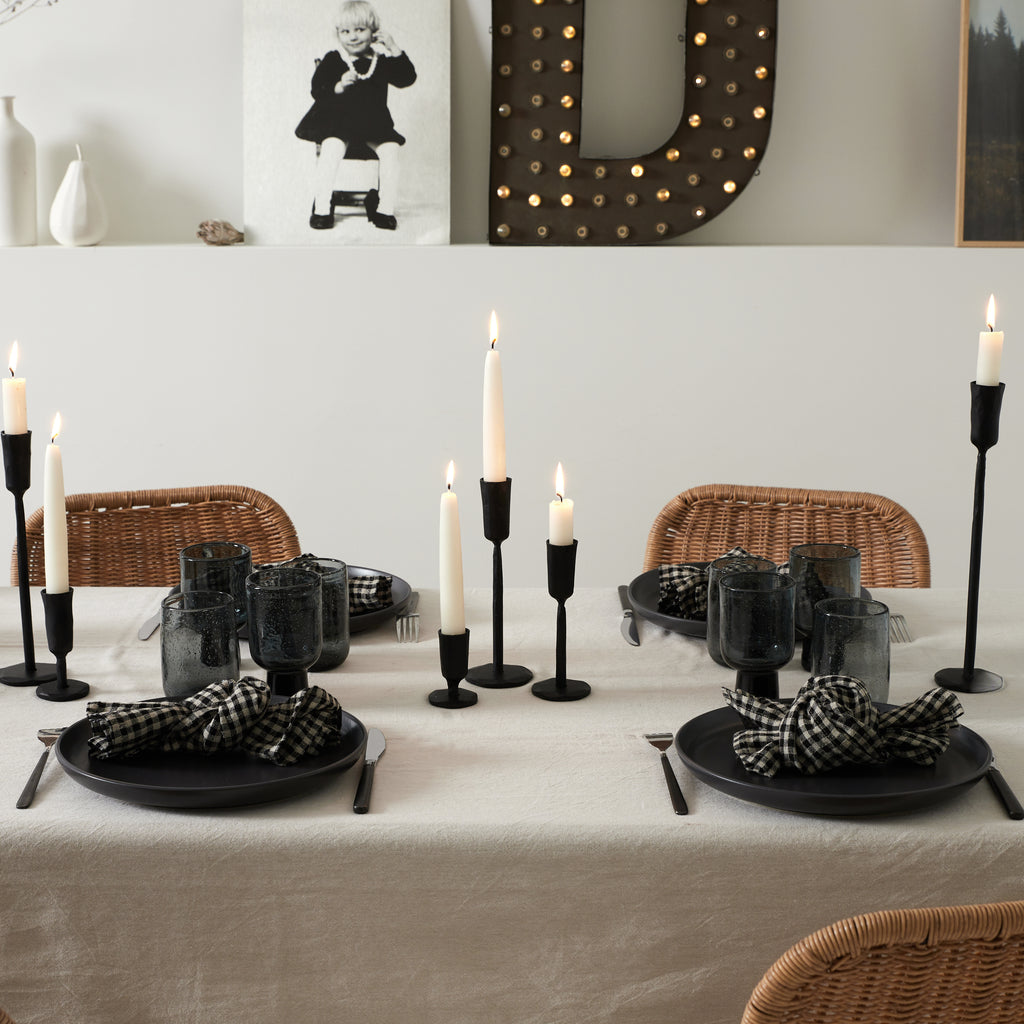 Bougeoir noir en métal