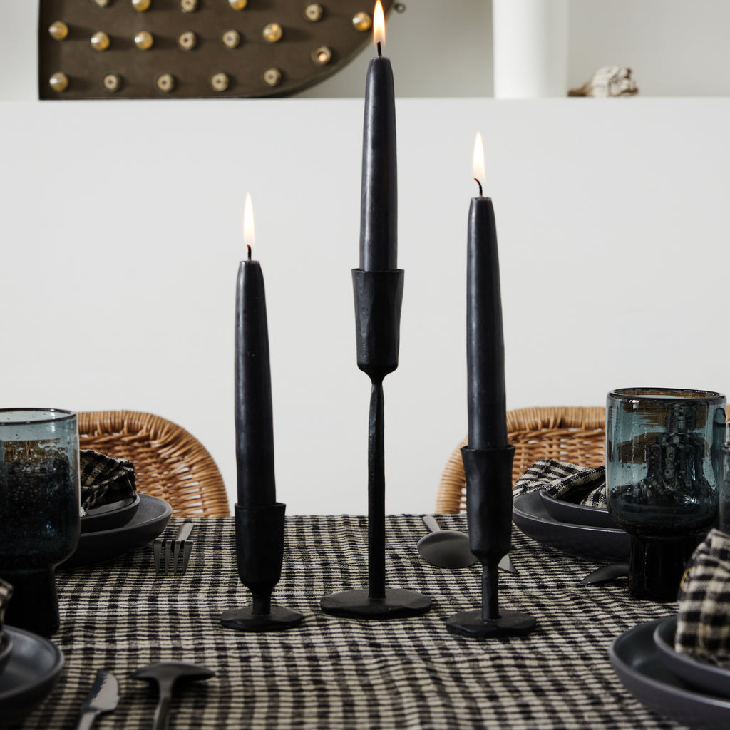 Bougeoir noir en métal