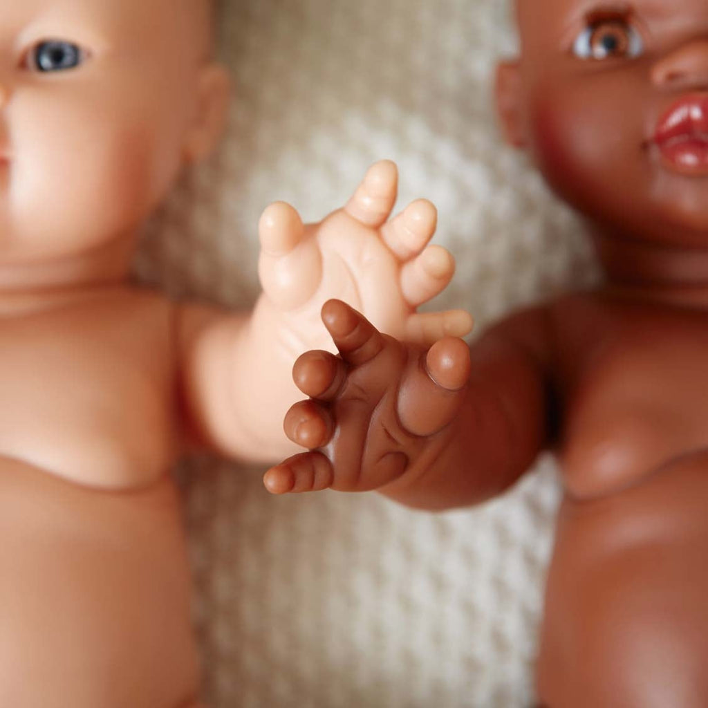 Poupée petite fille ou petit garçon