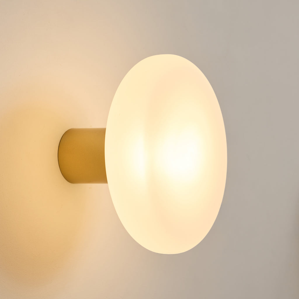 Applique plate opale pour salle de bain