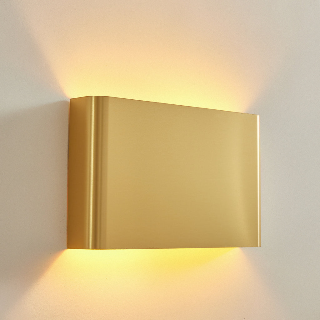 Applique plate dorée