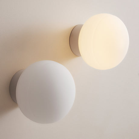 Applique globe strié crème