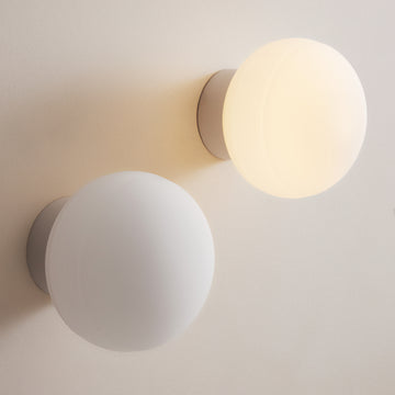 Applique globe strié crème