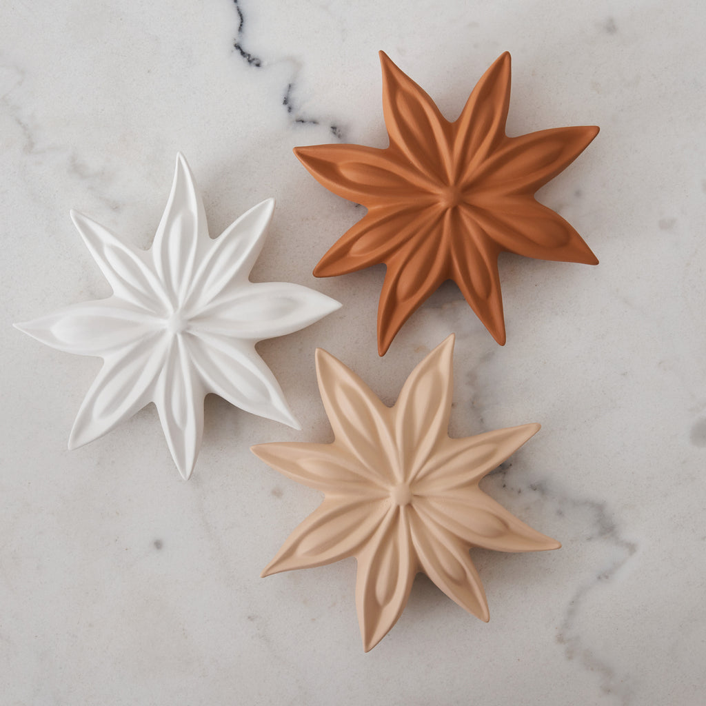 Badiane murale en céramique