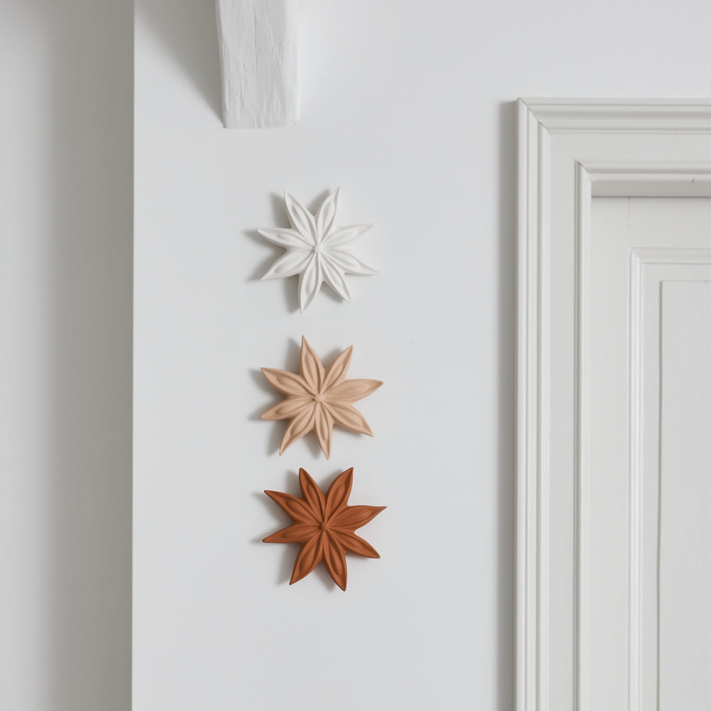 Badiane murale en céramique