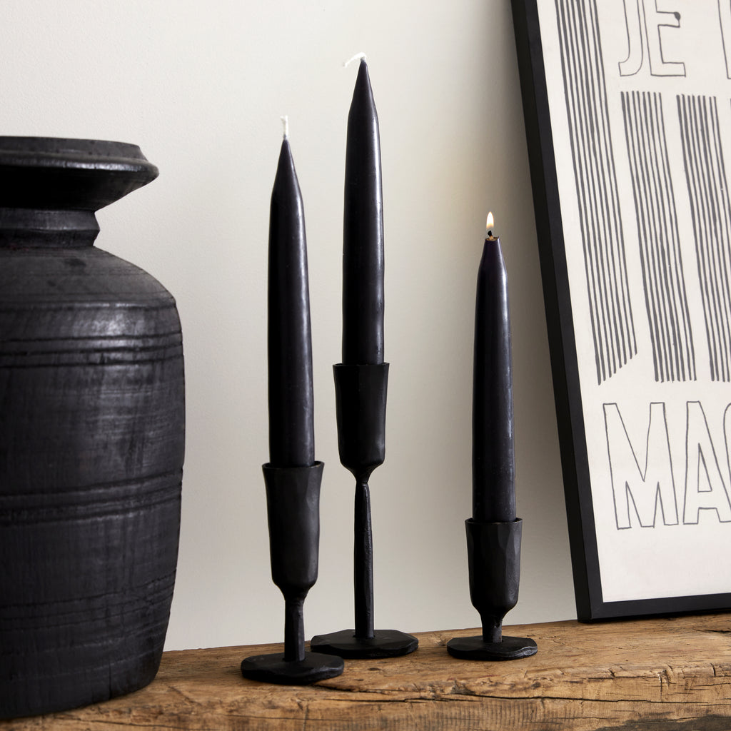 Bougeoir noir en métal