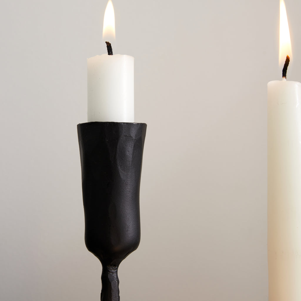 Bougeoir noir en métal