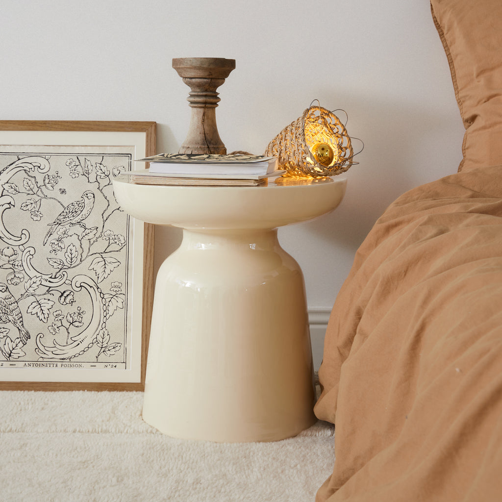 Bout de canapé crème