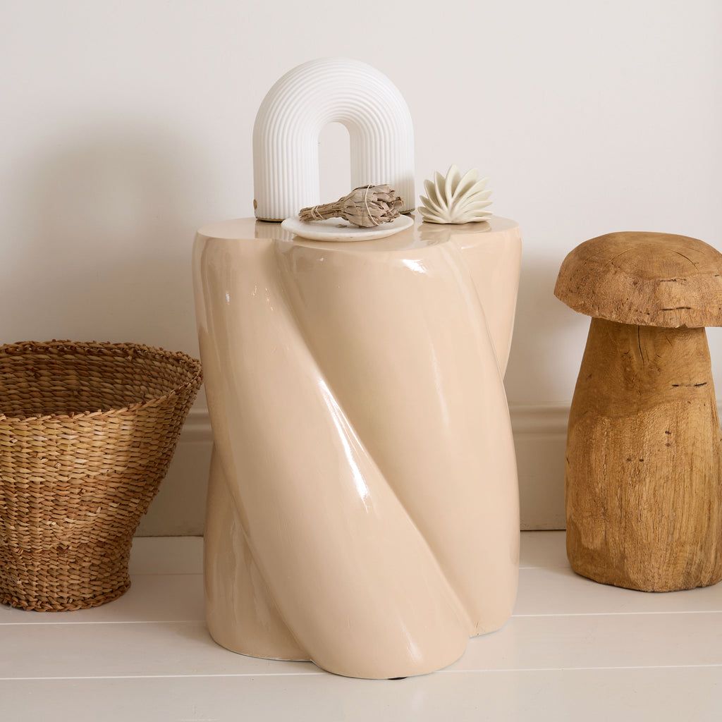 Bout de canapé Nude