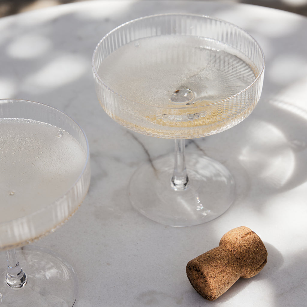 Coupes à champagne ou verres à cocktail