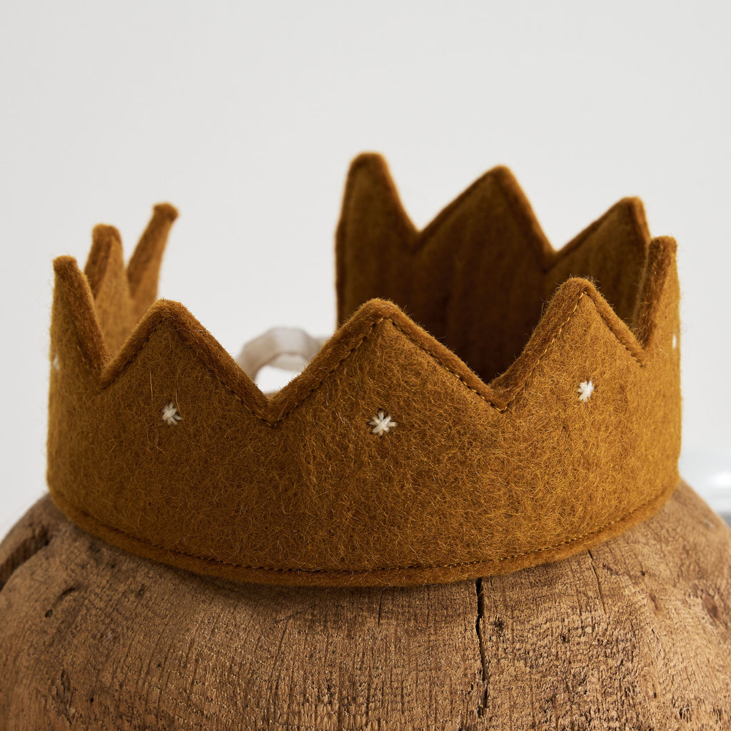 Couronne en feutre