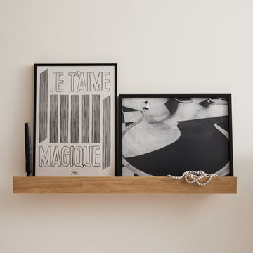 Etagère minimaliste en chêne