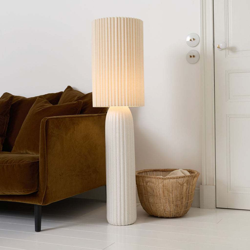 Lampadaire cannellé