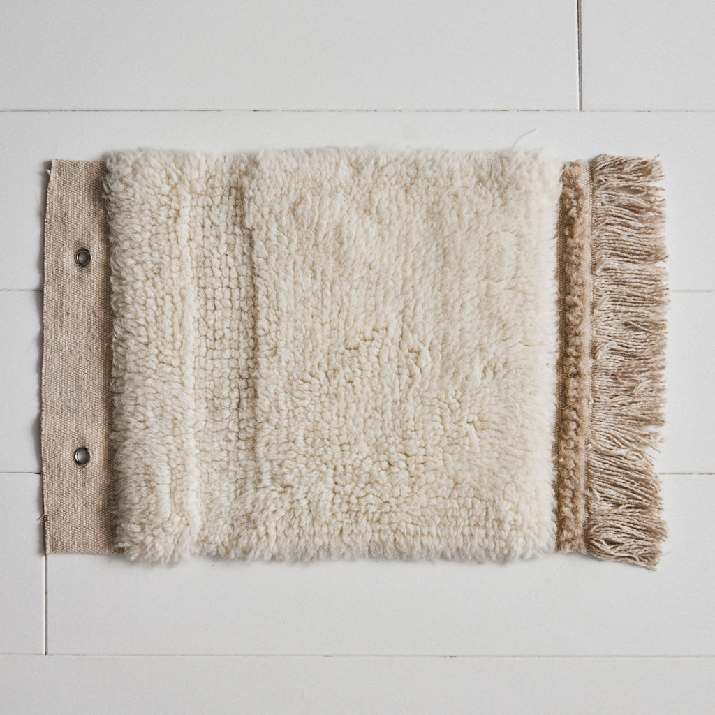 Lot d'échantillons tapis en laine à franges