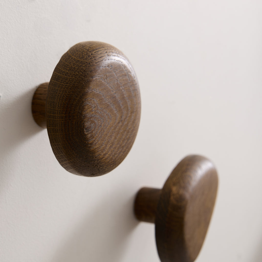 Lot de 3 patères en bois foncé