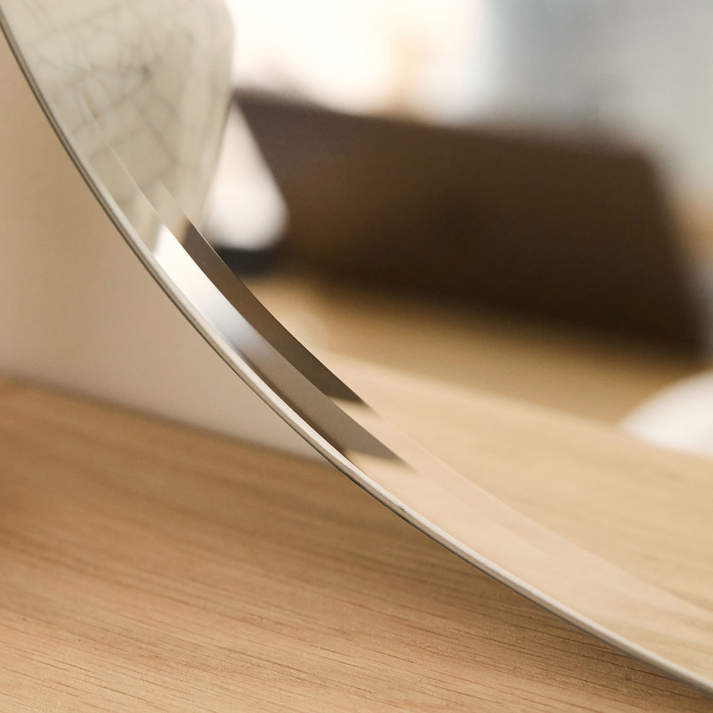 Miroir 'organique' biseauté