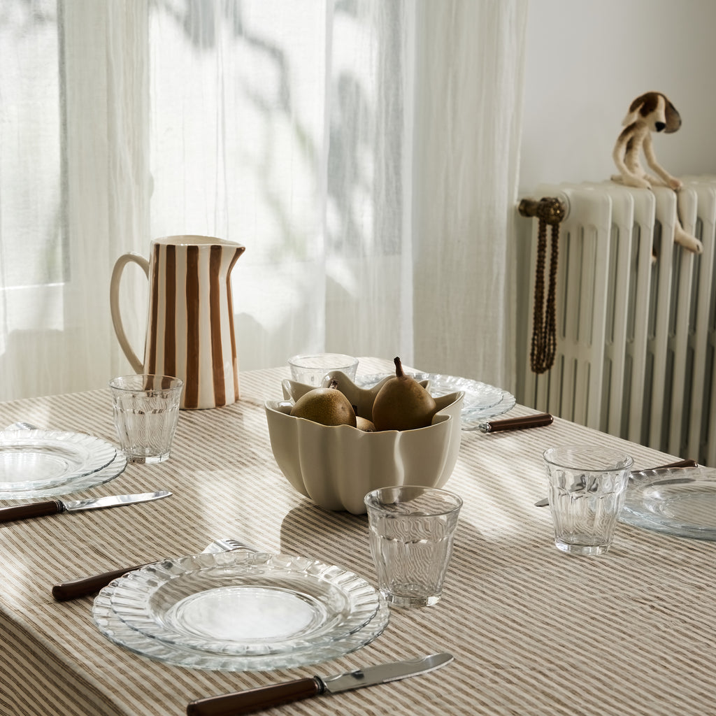 Nappe à fines rayures