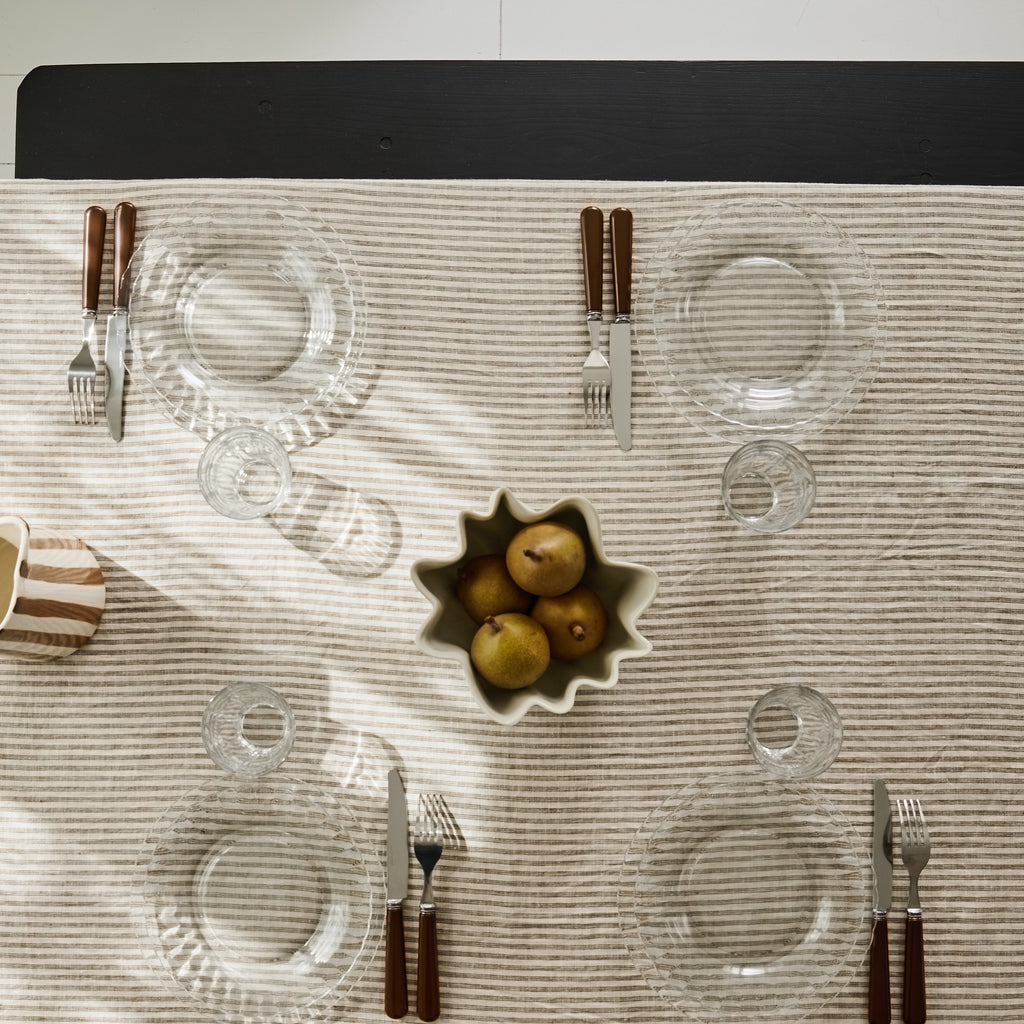 Nappe à fines rayures