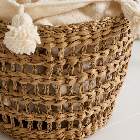 Panier ajouré en jonc de mer