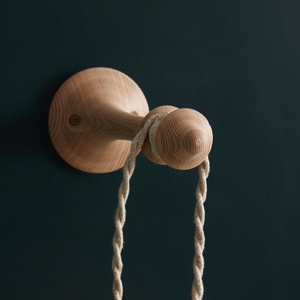 Porte-luminaire en bois