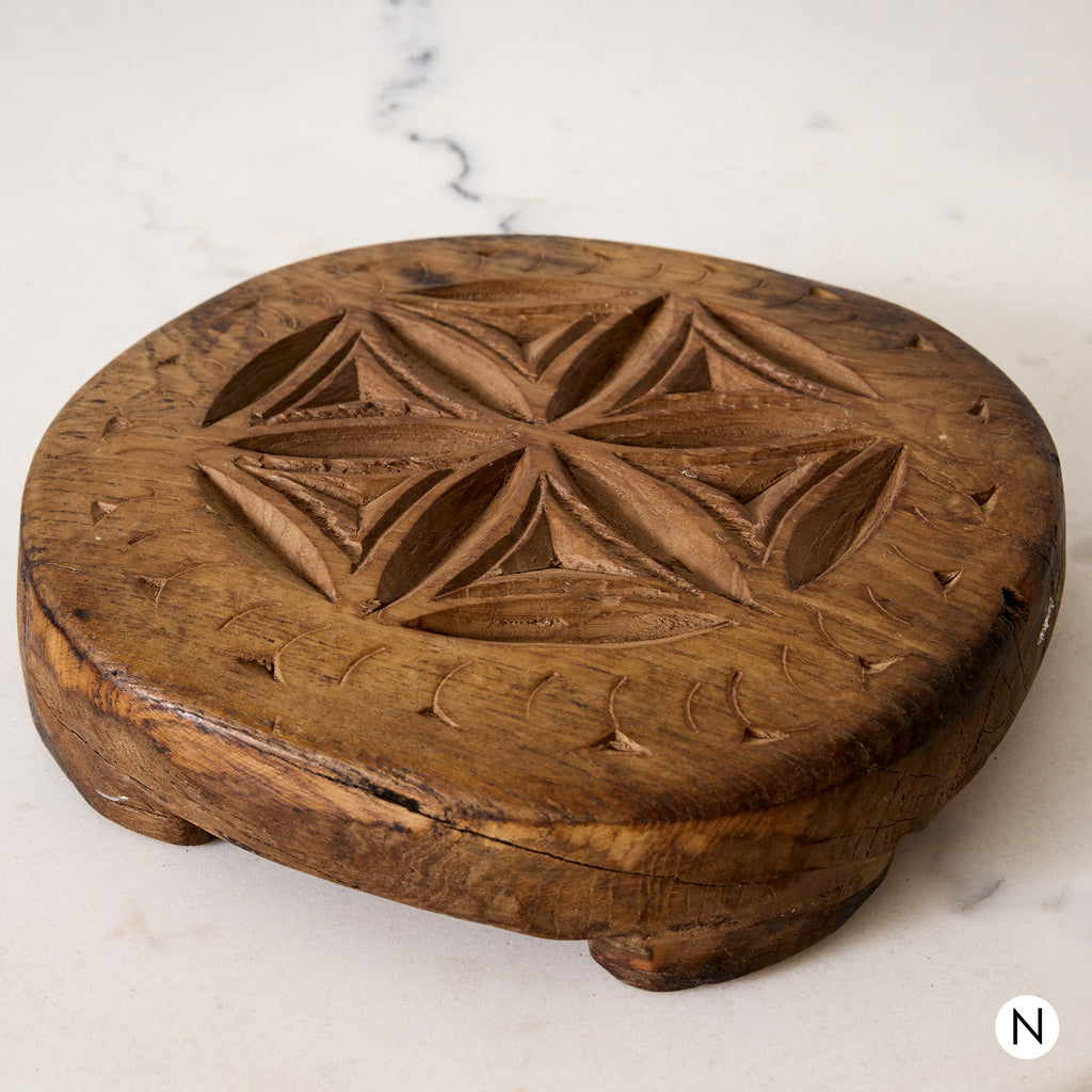 Plateau en bois brut naturel