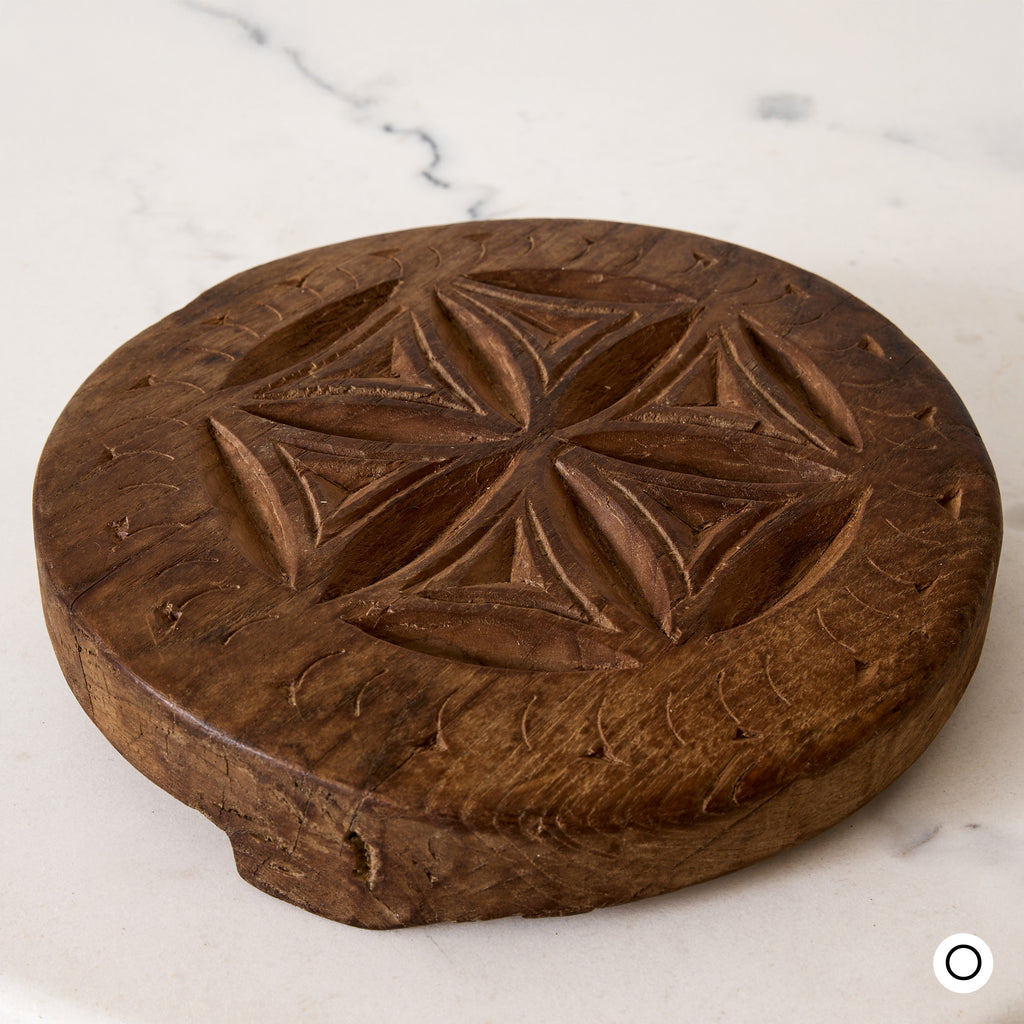 Plateau en bois brut naturel