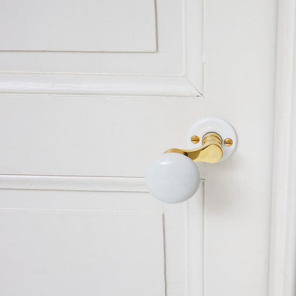 Poignée manivelle bordelaise en porcelaine et laiton poli