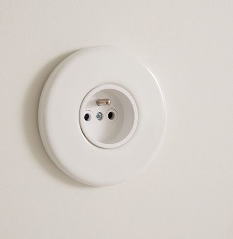 Prise ronde en porcelaine Prise Simple
