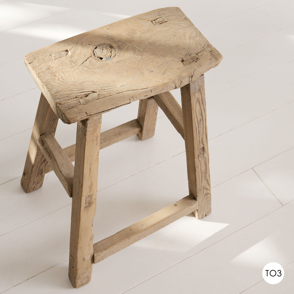 Tabouret en bois