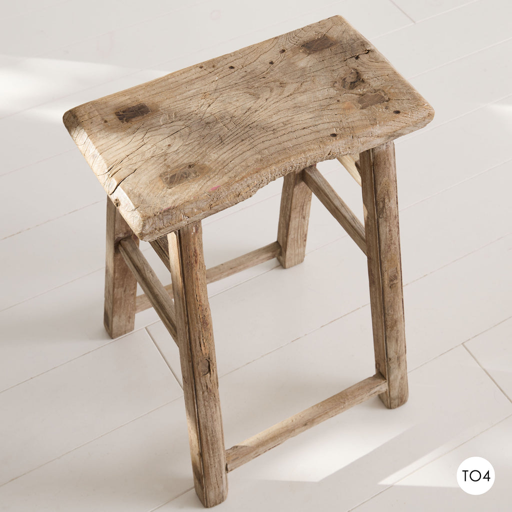 Tabouret en bois