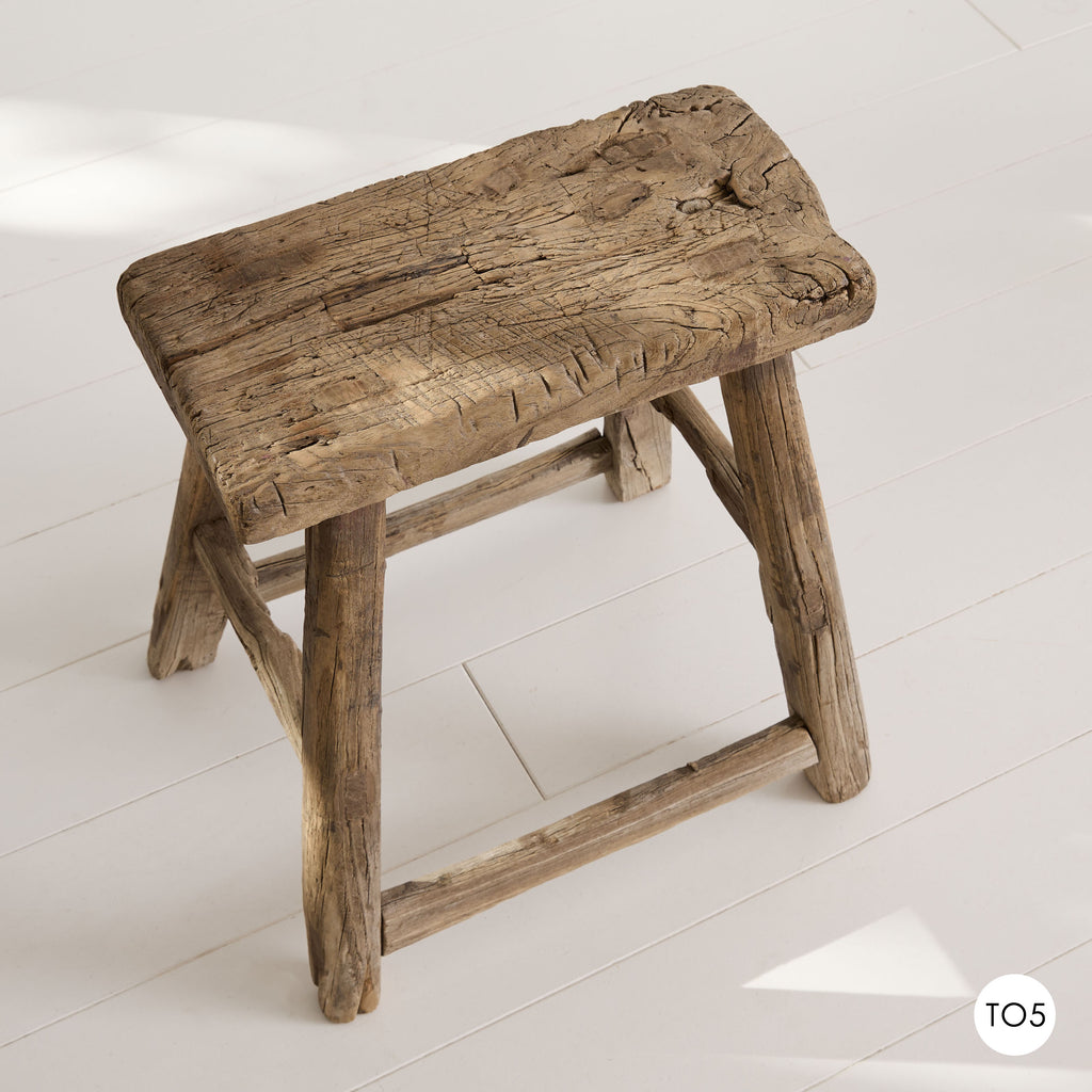 Tabouret en bois