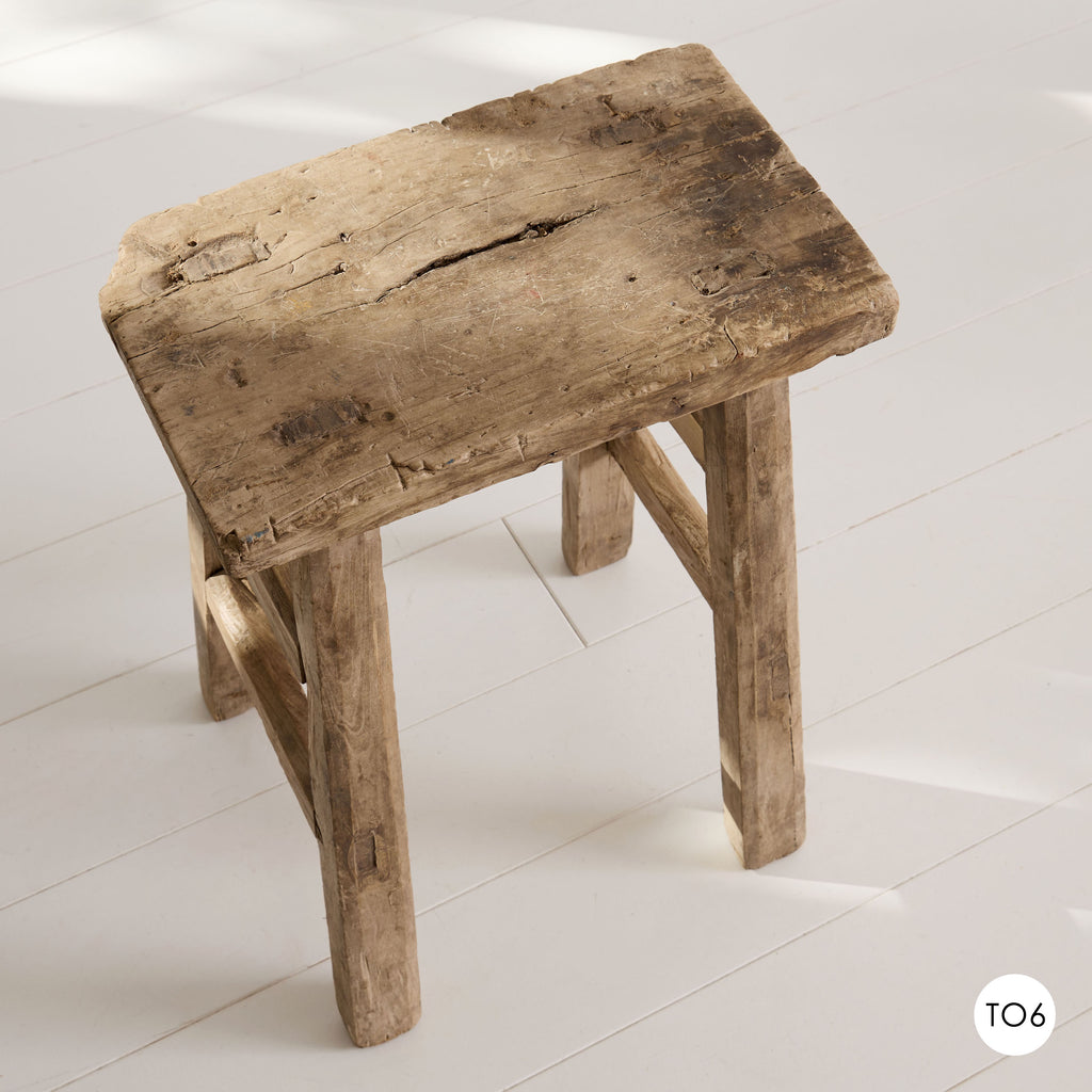 Tabouret en bois