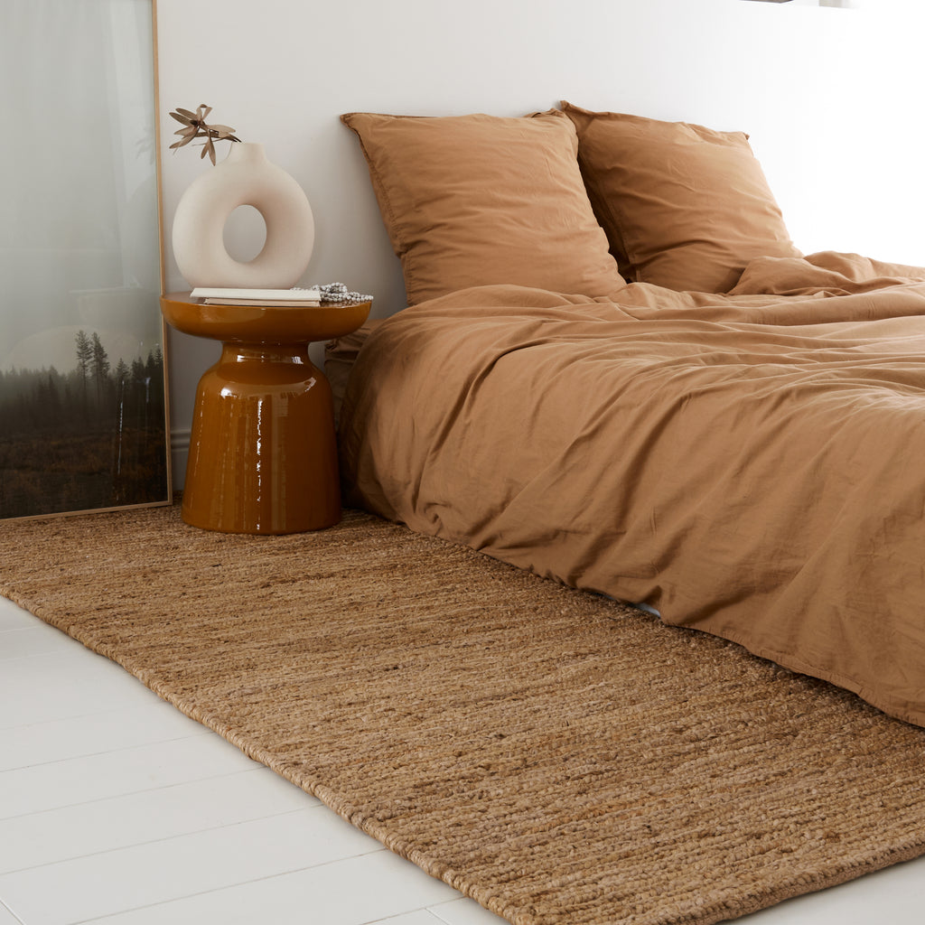 Long tapis tressé en chanvre nature