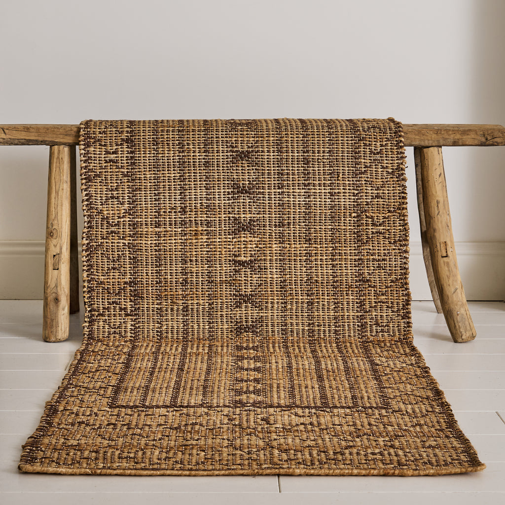 Tapis jute et coton brodé