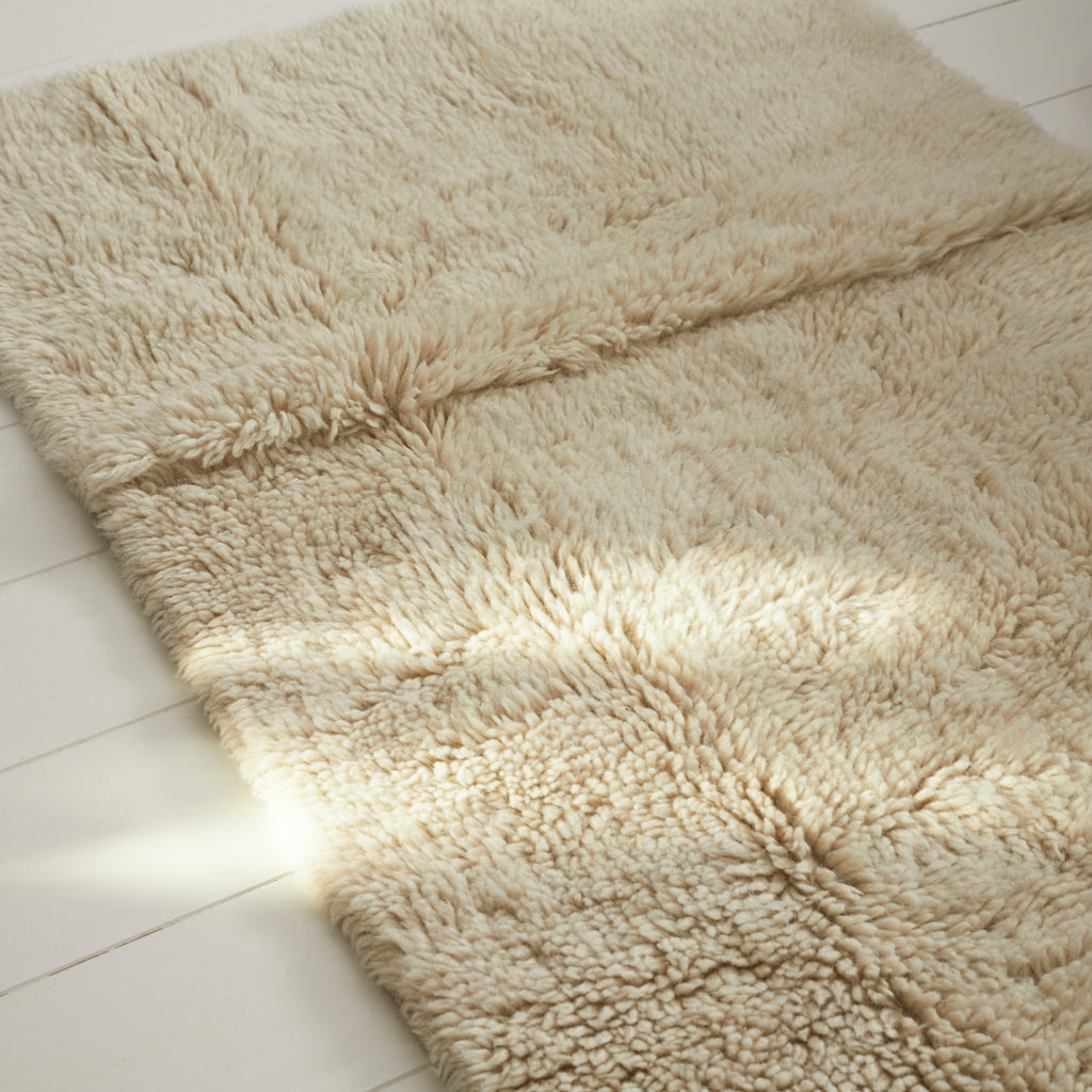 Petit tapis en laine Ligne