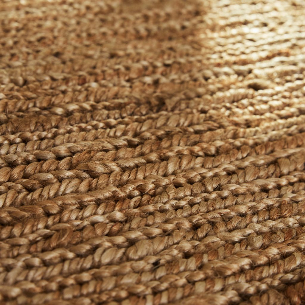 Long tapis tressé en chanvre nature