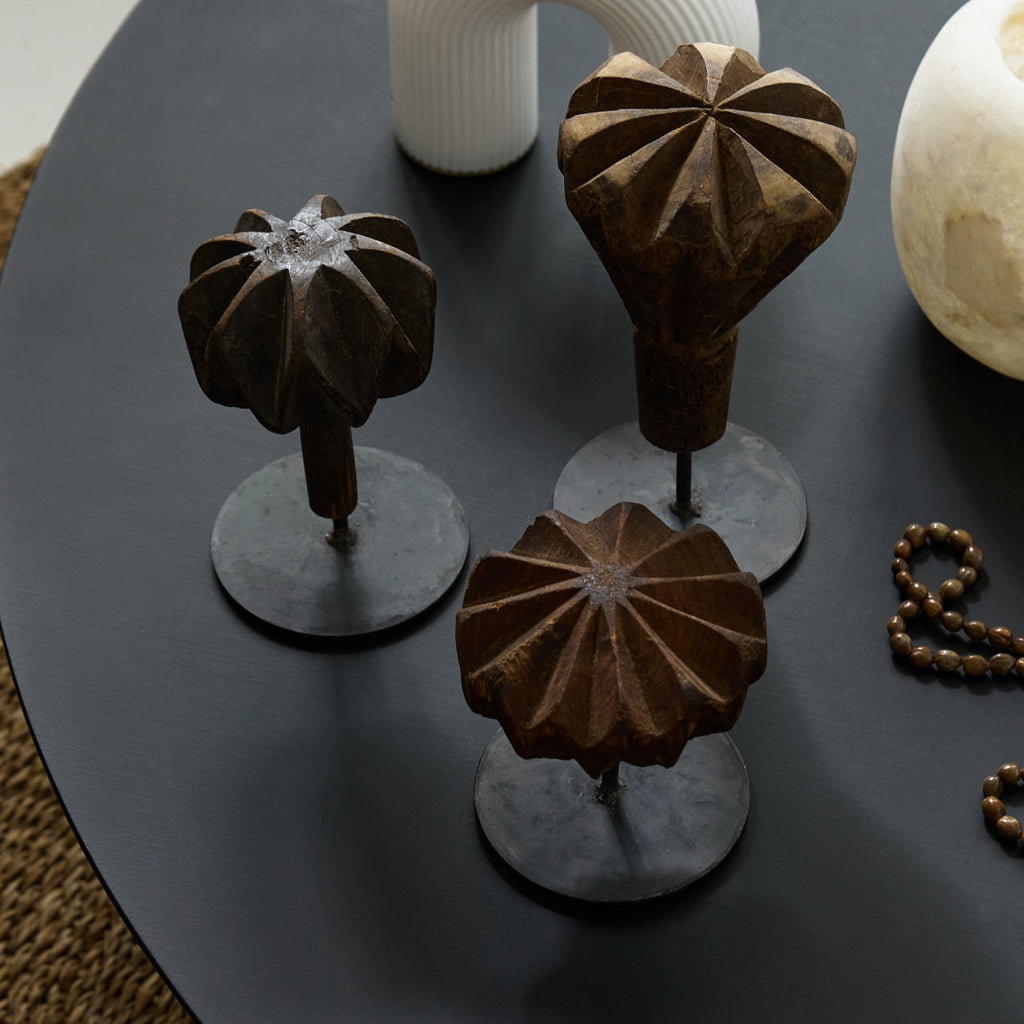 Totem en bois vintage