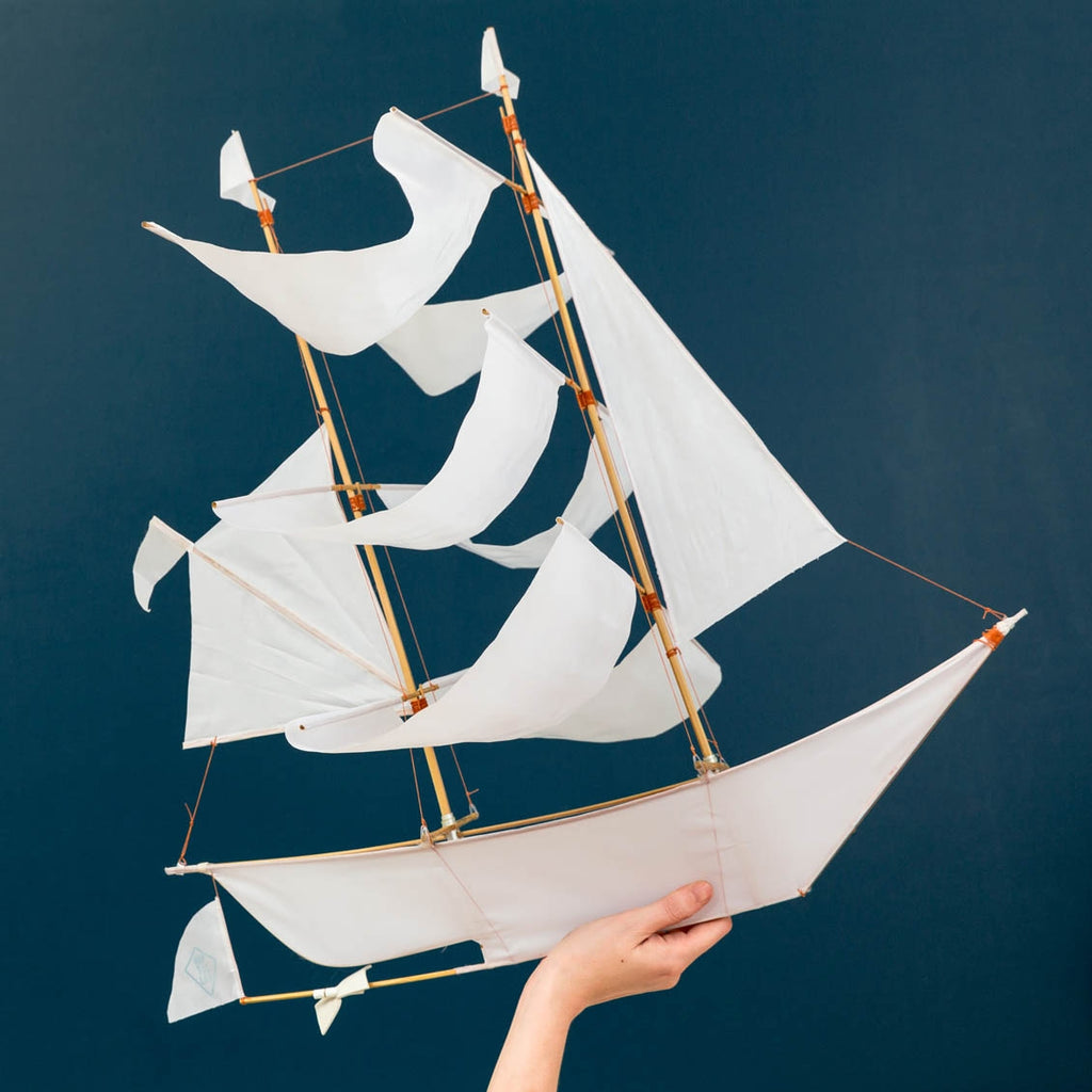 Cerf-volant ou Mobile navire - Blanc Default Title