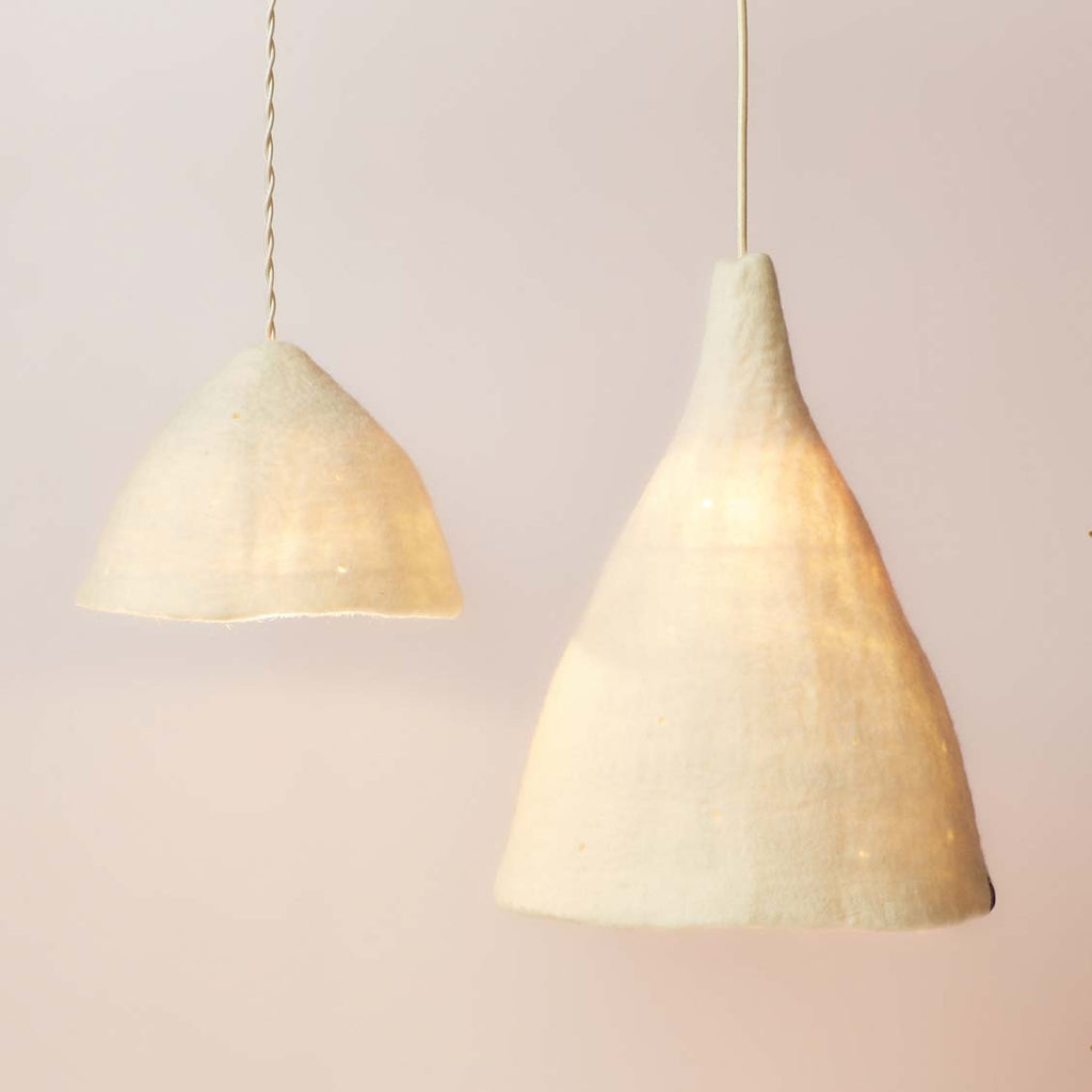 Abat-jour en feutre perforé