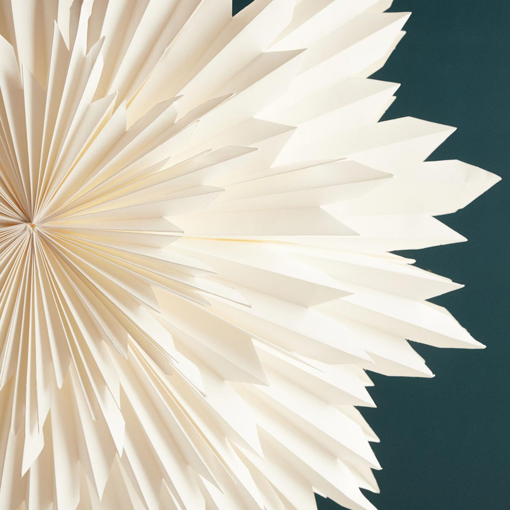 Etoile de Noël en papier blanc