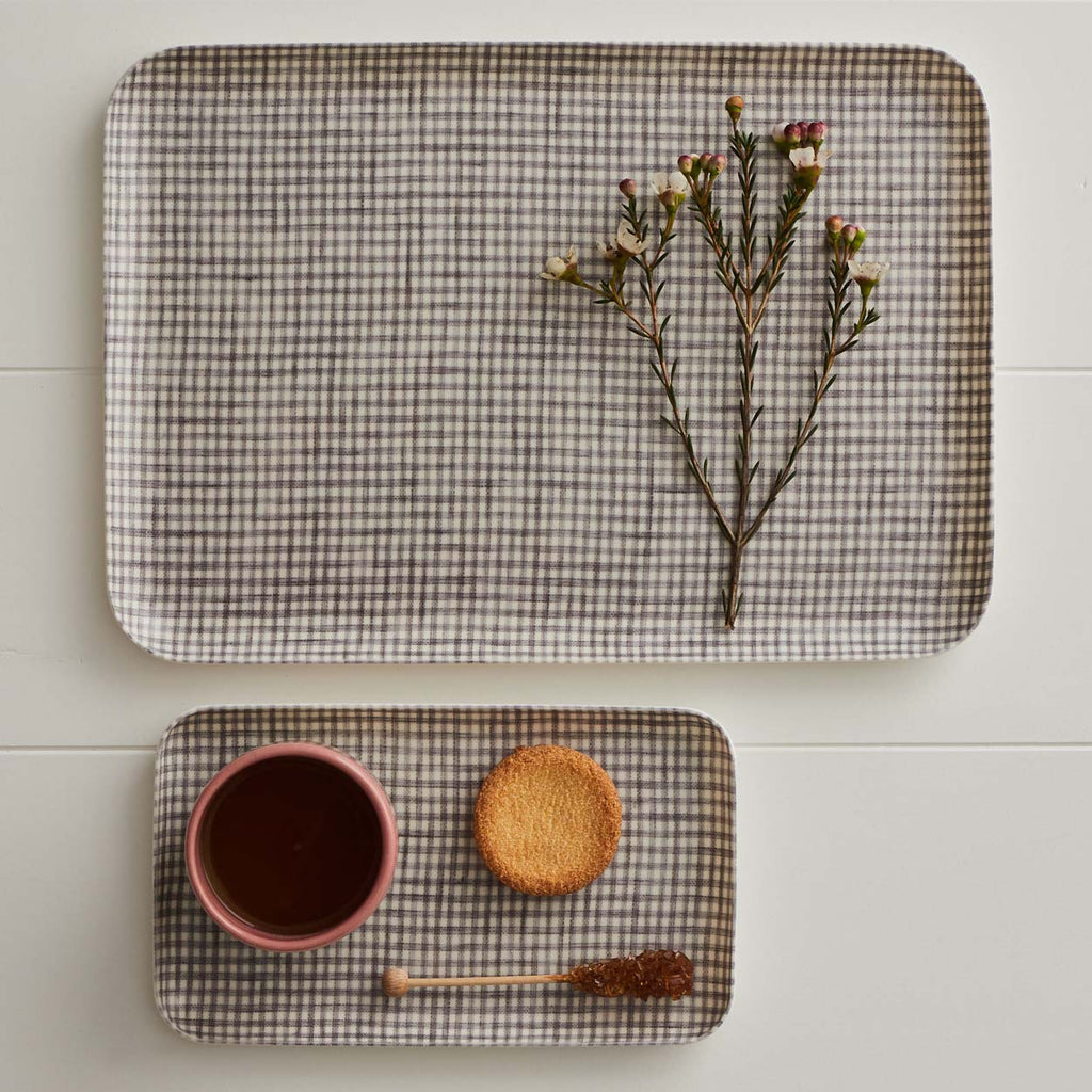 Plateau en lin à petit carreaux