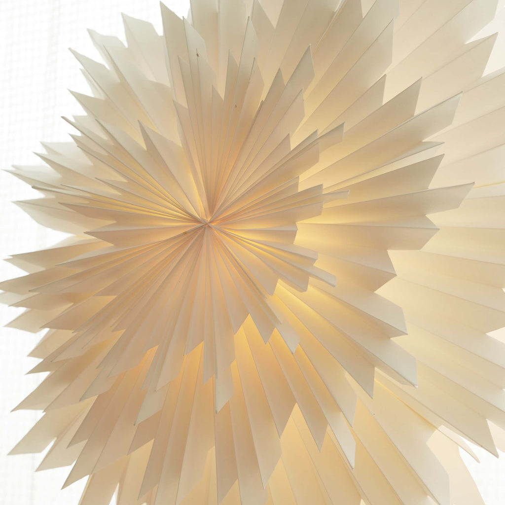 Etoile de Noël en papier blanc